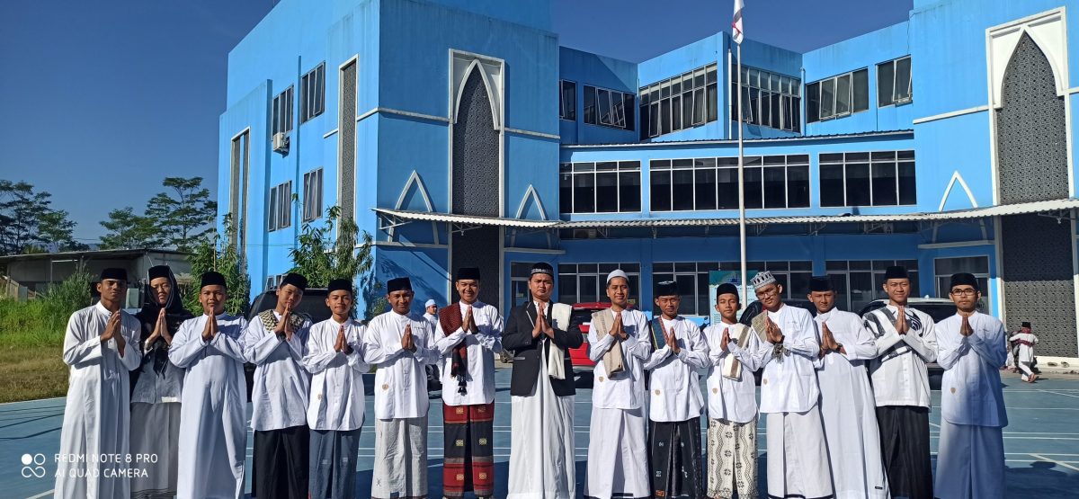 12 Sekolah Islam Terbaik Di Indonesia - DalamIslam.com